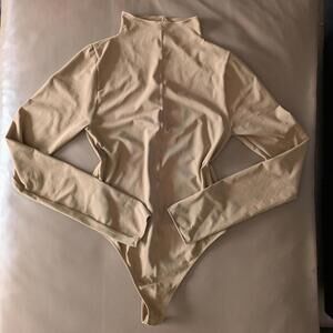 GOOD AMERICAN Women's Tan and Cream Bodysuit